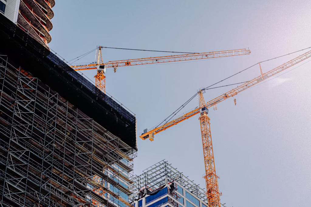 Evans Sternau CPA firm brings deep expertise in accounting for construction, serving a wide array of businesses, from water plants and masonry to restoration and roofing companies